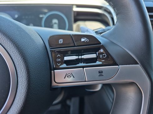Used 2023 Hyundai Tucson Limited FWD image 16