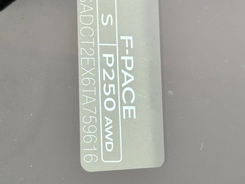 Used 2026 Jaguar F-PACE R-Dynamic S image 18