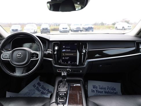 Used 2018 Volvo S90 T5 Momentum w/ Convenience Package image 14