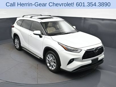 Used 2022 Toyota Highlander Limited