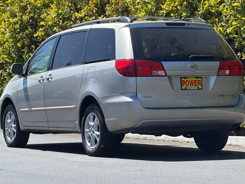 Used 2004 Toyota Sienna XLE AWD/4WD image 6