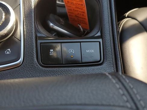 Used 2022 Cadillac XT4 Premium Luxury w/ Enhanced Visibility Package image 33