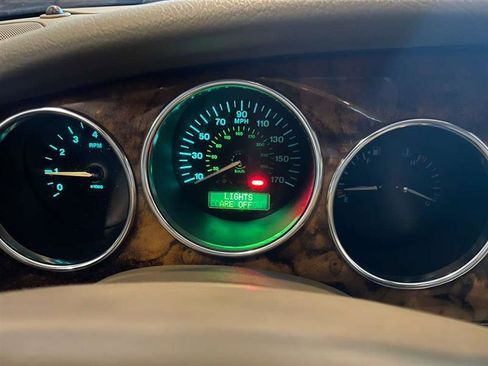 Used 2006 Jaguar XK8 Convertible image 17