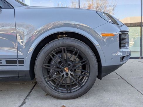 New 2026 Porsche Cayenne Coupe image 11