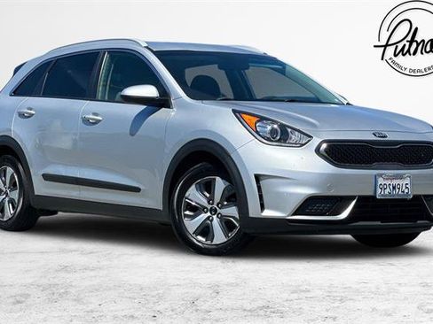 Used 2018 Kia Niro LX FWD image 1