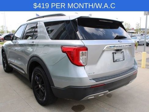 Used 2020 Ford Explorer XLT w/ Equipment Group 202A AWD/4WD image 4
