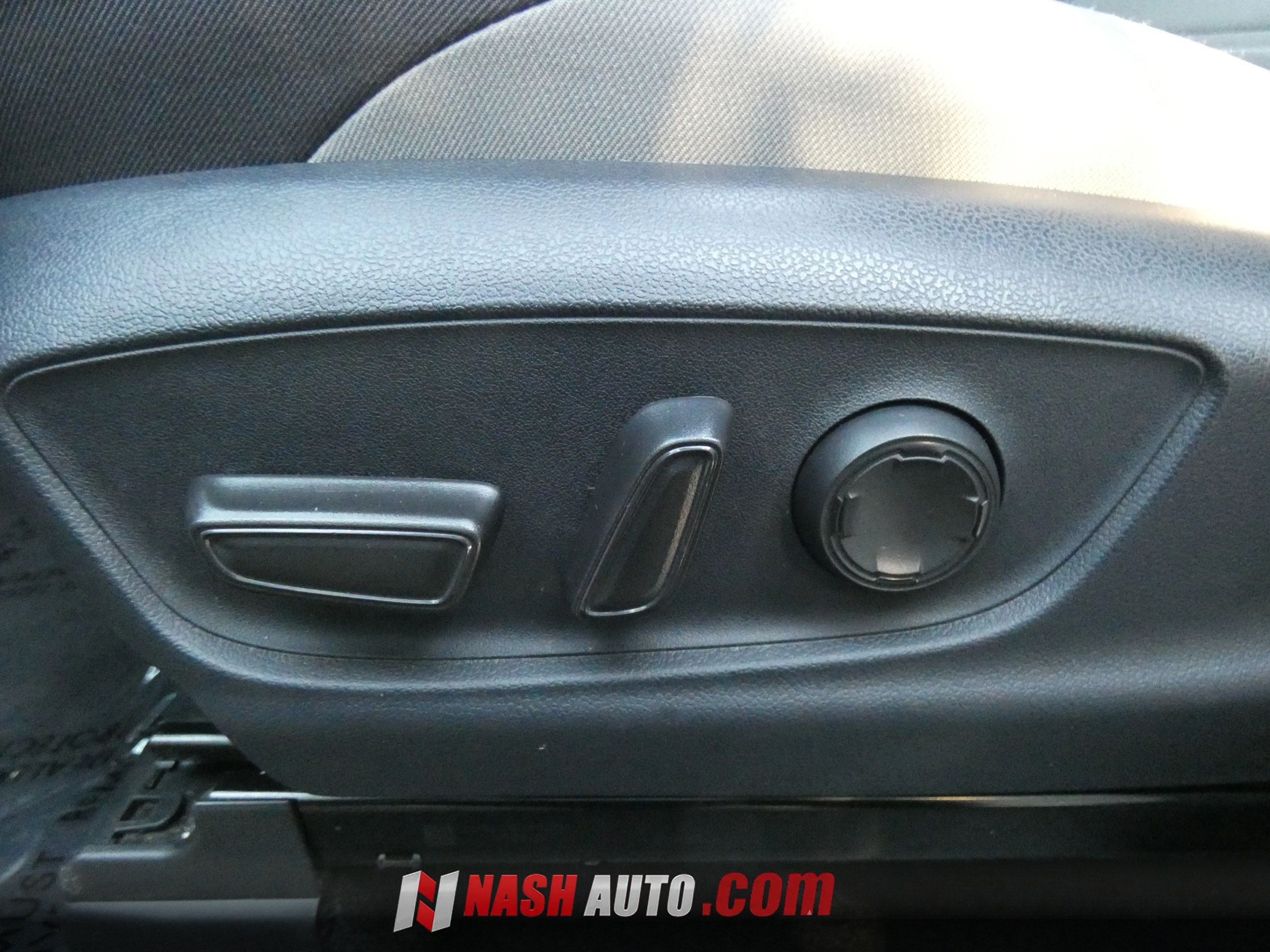 Used 2026 Toyota Tacoma TRD Sport w/ TRD Sport Upgrade Package AWD/4WD image 51