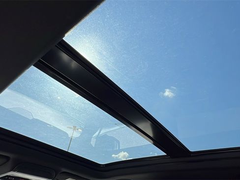 Used 2020 Cadillac XT4 Sport image 35