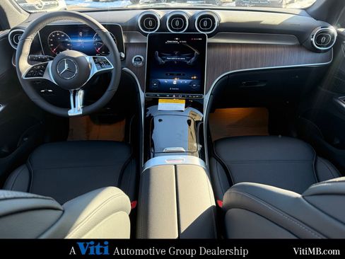 New 2026 Mercedes-Benz GLC 300 GLC 300 image 2