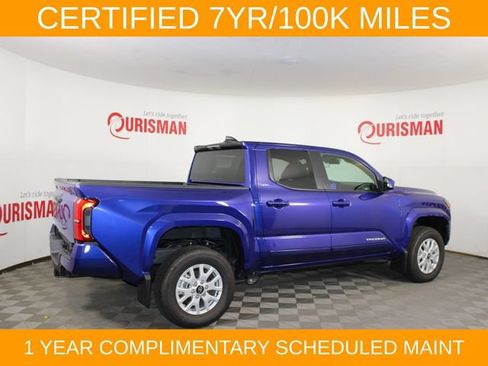 Used 2025 Toyota Tacoma SR5 AWD/4WD image 8