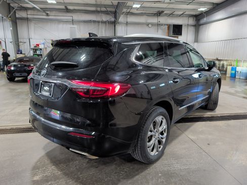 Used 2020 Buick Enclave Avenir w/ Trailering Package, 5000 lbs. AWD/4WD image 3
