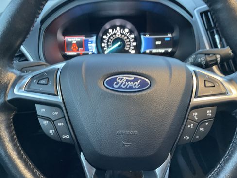 Used 2023 Ford Edge SEL w/ Convenience Package image 62