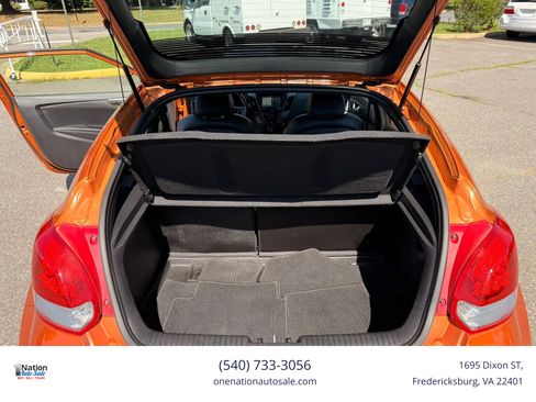Used 2016 Hyundai Veloster Turbo w/ Option Group 04 FWD image 22