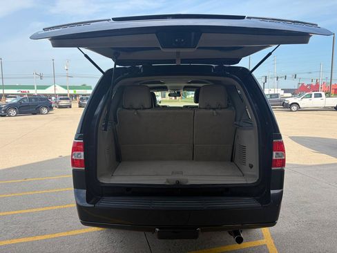 Used 2014 Lincoln Navigator 2WD image 12