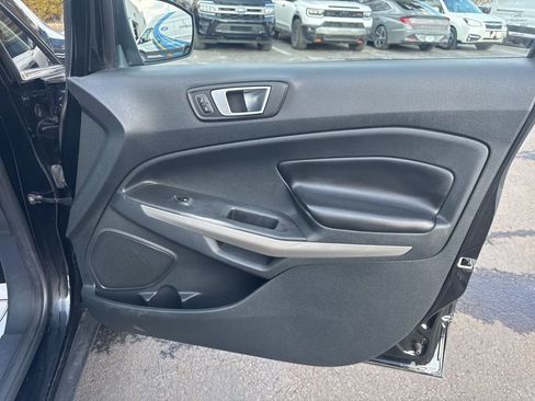 Used 2020 Ford EcoSport Titanium image 33