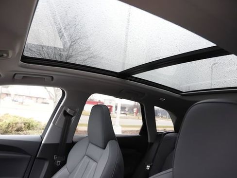 New 2025 Audi Q5 Premium Plus image 16