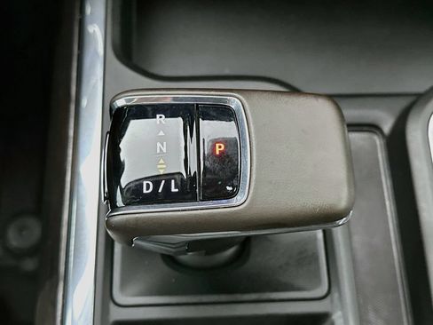Used 2025 Chevrolet Silverado 1500 LTZ w/ Technology Package AWD/4WD image 16