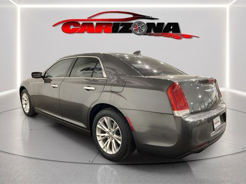 Used 2016 Chrysler 300 C image 6