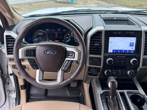 Used 2019 Ford F150 Lariat w/ Equipment Group 502A Luxury image 22