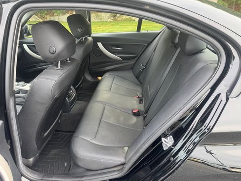 Used 2016 BMW 320i xDrive Sedan image 9