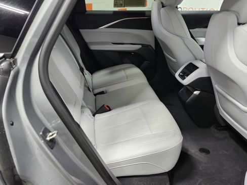 Used 2024 Cadillac Lyriq Luxury w/ LPO, Floor Liner Package image 23