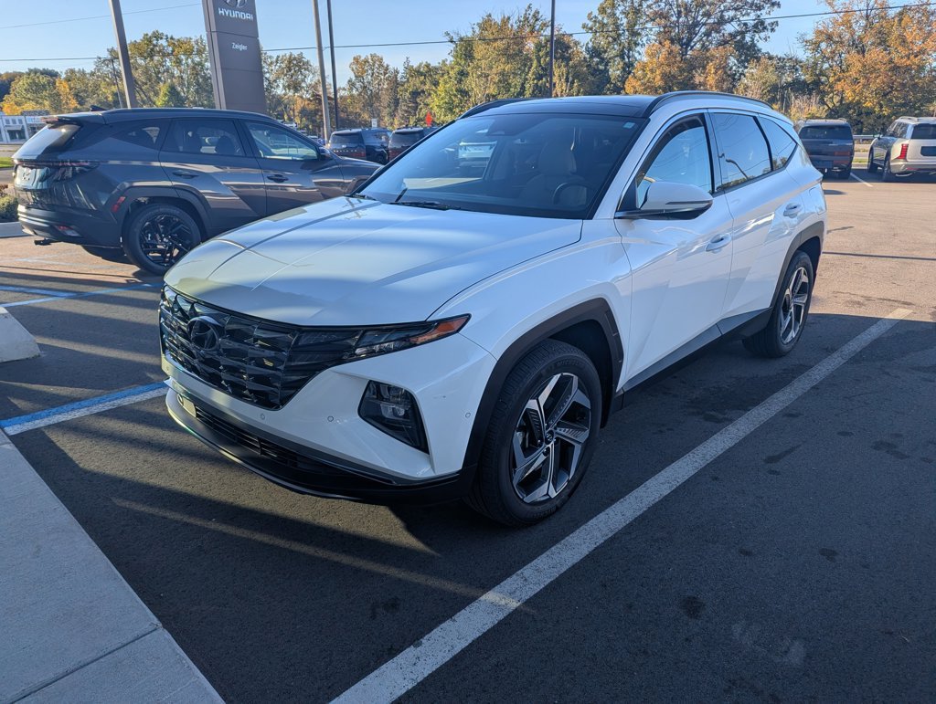 Used 2024 Hyundai Tucson Limited AWD/4WD image 1