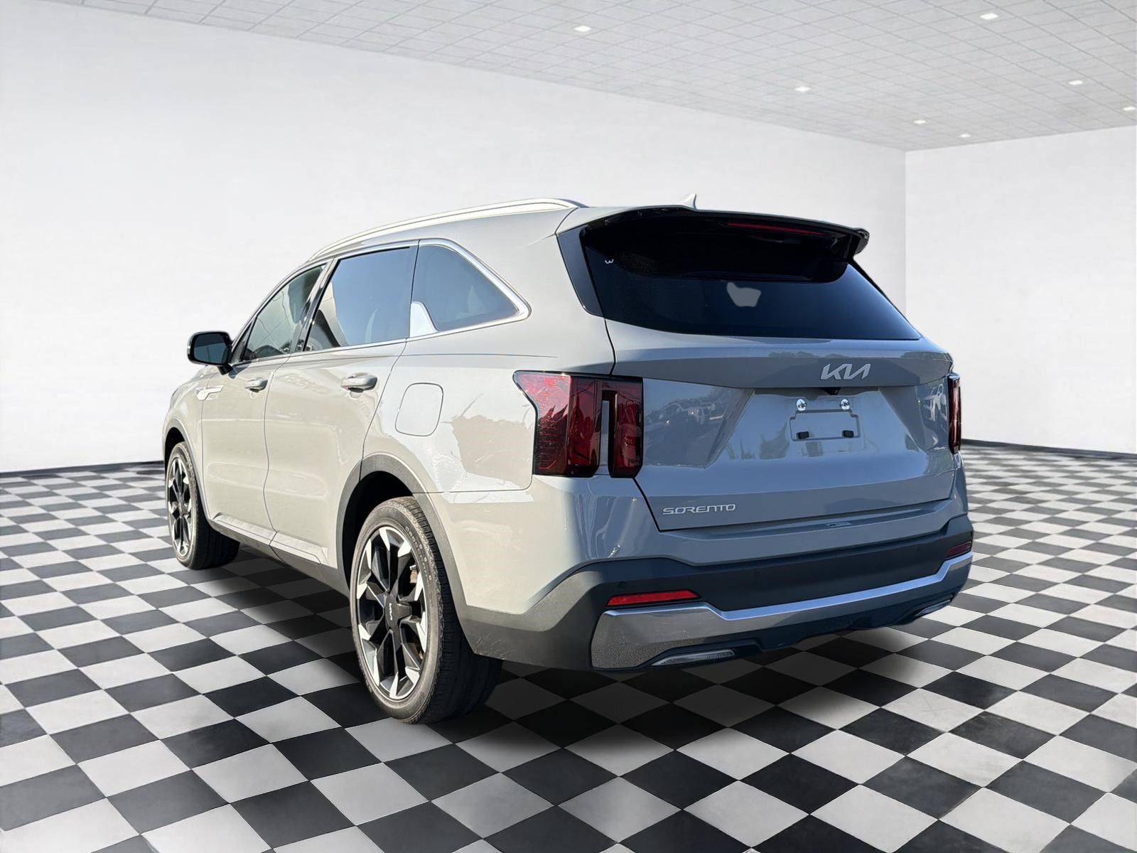 Used 2024 Kia Sorento EX w/ Panoramic Sunroof Package FWD image 6