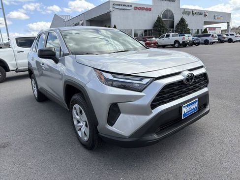 Used 2024 Toyota RAV4 LE AWD/4WD image 3