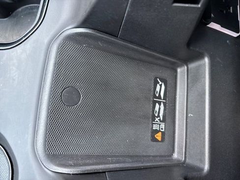 Used 2025 Chevrolet Silverado 1500 ZR2 w/ Technology Package image 39