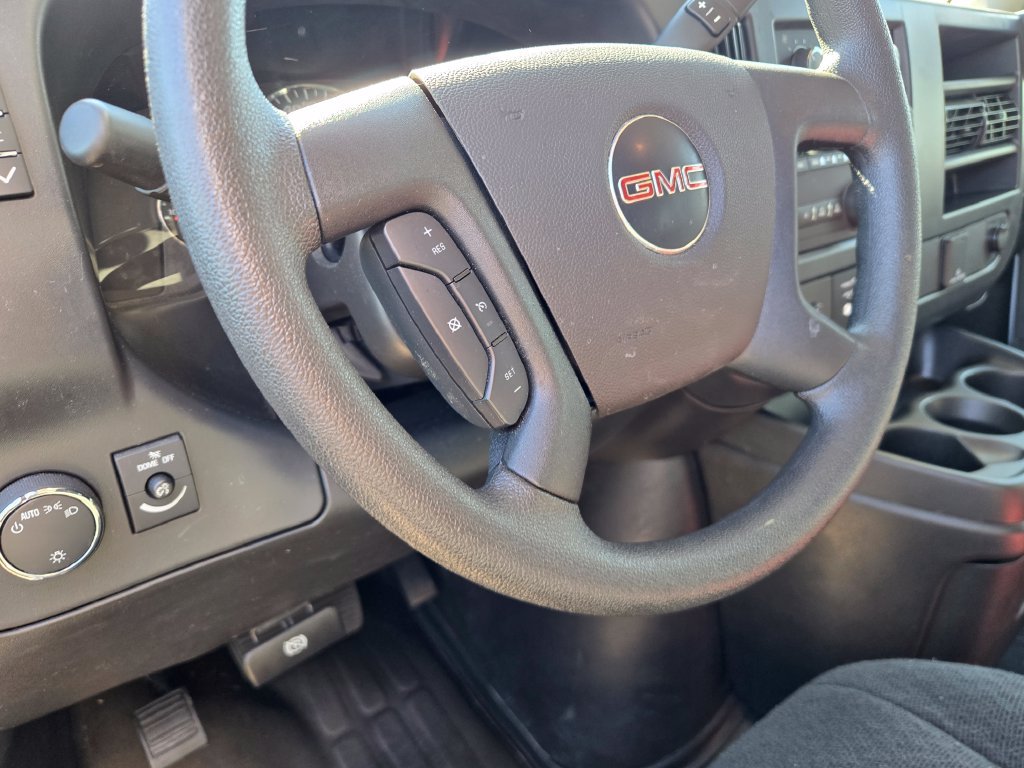 Used 2025 GMC Savana 2500 w/ Driver Convenience Package RWD image 8