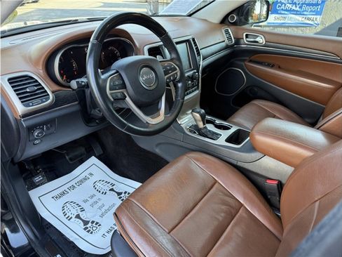 Used 2016 Jeep Grand Cherokee Summit w/ Platinum Series Group image 18