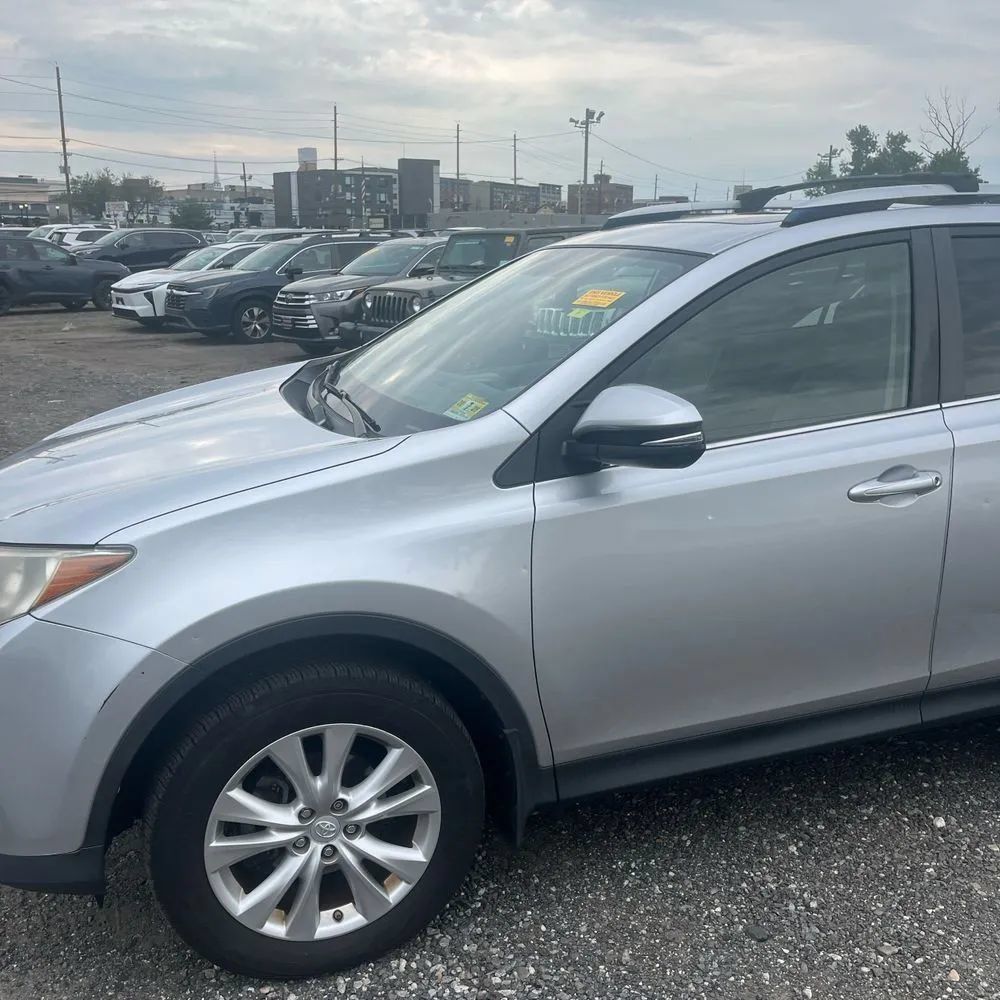 Used 2015 Toyota RAV4 Limited w/ Outdoor Package AWD/4WD image 2