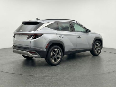 Used 2025 Hyundai Tucson SEL image 9