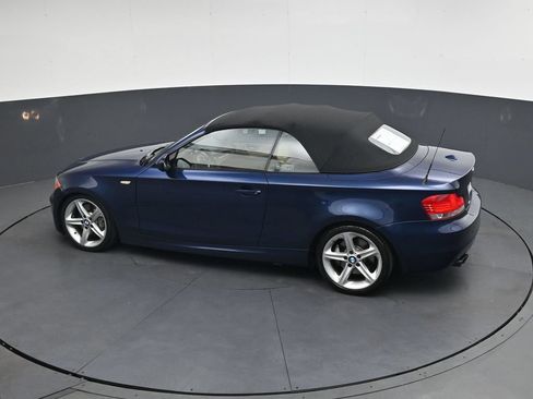 Used 2011 BMW 135i Convertible RWD image 34