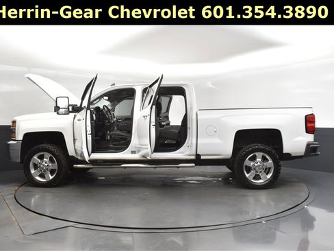 Used 2016 Chevrolet Silverado 2500 LT image 43