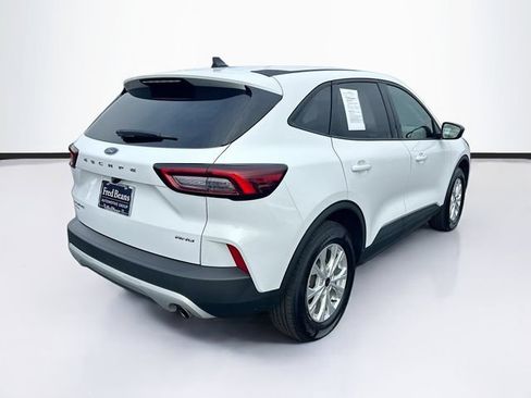Used 2025 Ford Escape Active AWD/4WD image 10