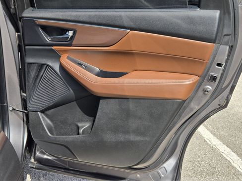 Certified 2023 Acura MDX FWD w/ Technology Package image 26