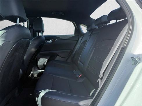 Used 2024 Kia Forte GT-Line image 16