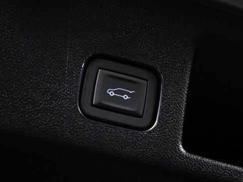 New 2026 Chevrolet Equinox EV RS image 25