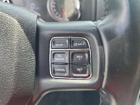 Used 2019 RAM 1500 Classic Warlock AWD/4WD image 38