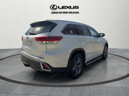 Used 2017 Toyota Highlander Limited Platinum image 7