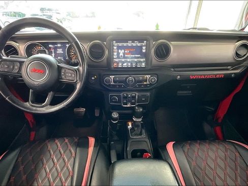 Used 2021 Jeep Wrangler Unlimited Sport AWD/4WD image 6