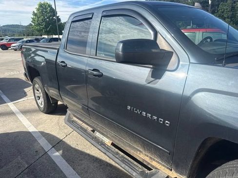 Used 2018 Chevrolet Silverado 1500 LT w/ All Star Edition AWD/4WD image 7