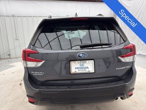 Used 2023 Subaru Forester Premium AWD/4WD image 26