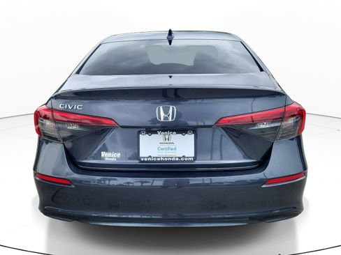 Used 2024 Honda Civic EX image 5