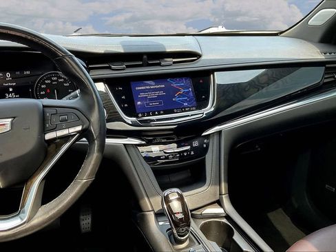 Used 2021 Cadillac XT6 Premium Luxury AWD/4WD image 11