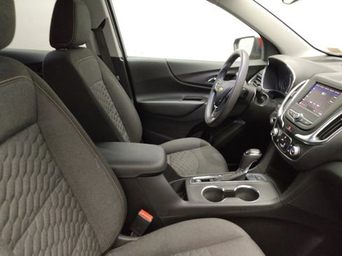 Used 2021 Chevrolet Equinox LT image 21