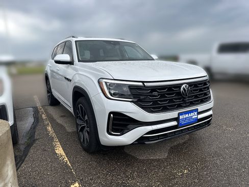 Used 2024 Volkswagen Atlas SEL Premium R-Line AWD/4WD image 2
