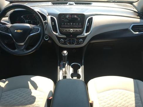 Used 2018 Chevrolet Equinox LT w/ Sun & Infotainment Package AWD/4WD image 14