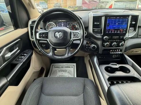 Used 2019 RAM 1500 Big Horn AWD/4WD image 12
